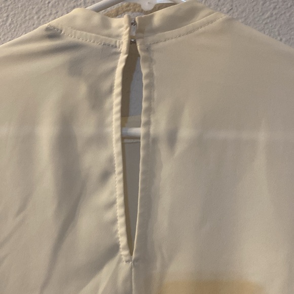 Express sheer lace detail blouse size small - Picture 7 of 7